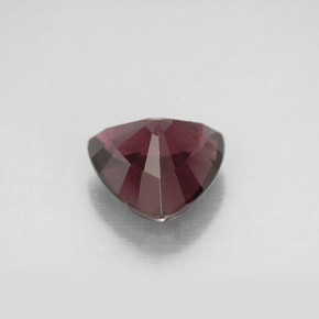 Spinelle  naturelle trillion, 2,46 ct, VS-SI