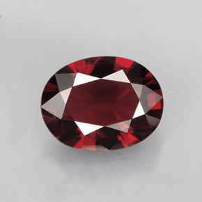 Spinelle  naturelle coupe ovale, 2,11 ct, VS