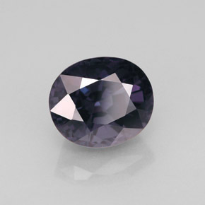 Spinelle  naturelle coupe ovale, 2,43 ct, VVS