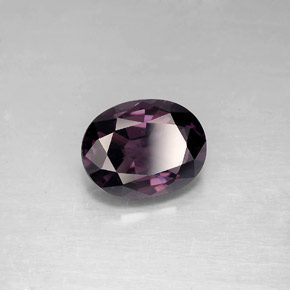 Spinelle violet naturelle coupe ovale, 2,32 ct, VVS-VS