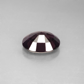 Spinelle violet naturelle coupe ovale, 2,32 ct, VVS-VS