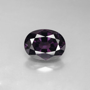 Spinelle  naturelle coupe ovale, 2,61 ct, VVS-VS