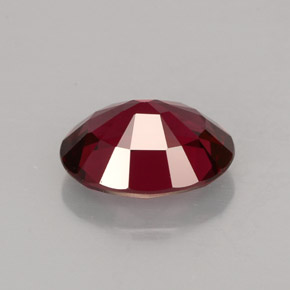 Spinelle rouge naturelle coupe ovale, 1,77 ct, VS