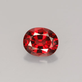 Spinelle rouge naturelle coupe ovale, 0,76 ct, VS