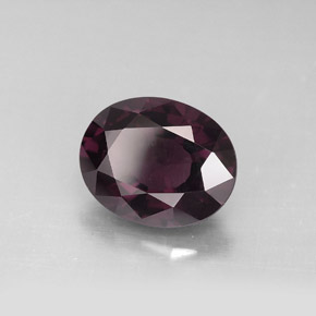 Spinelle  naturelle coupe ovale, 3,13 ct, VVS-VS