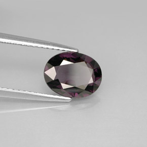 Spinelle  naturelle coupe ovale, 2,02 ct, VVS-VS