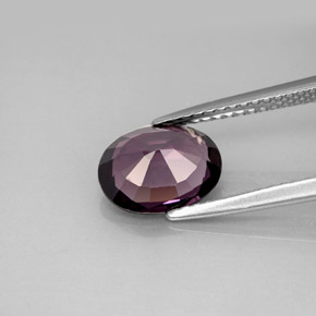 Spinelle  naturelle coupe ovale, 2,02 ct, VVS-VS
