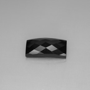 Spinelle noir naturelle baguette, 14,35 ct, opaque