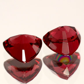 Achetez naturel ct rouge spinelle gems, trillion, en provenance myanmar (birmanie) chez gemselect. en stock, livraison internationale!