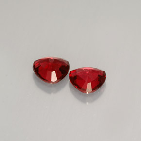 Achetez naturel ct rouge spinelle gems, trillion, en provenance myanmar (birmanie) chez gemselect. en stock, livraison internationale!