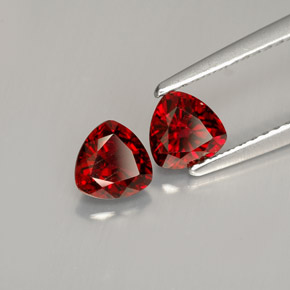 Achetez naturel ct rouge spinelle gems, trillion, en provenance myanmar (birmanie) chez gemselect. en stock, livraison internationale!