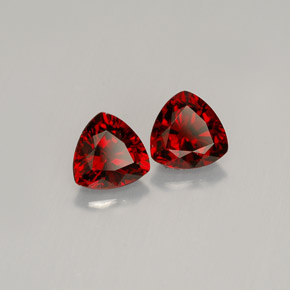 Achetez naturel ct rouge spinelle gems, trillion, en provenance myanmar (birmanie) chez gemselect. en stock, livraison internationale!