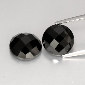 Achetez naturel ct noir spinelle gems, coupe roude, en provenance thaïlande chez gemselect. en stock, livraison internationale!