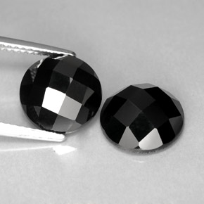 Achetez naturel ct noir spinelle gems, coupe roude, en provenance thaïlande chez gemselect. en stock, livraison internationale!