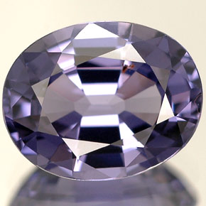 Spinelle violet naturelle coupe ovale, 2,55 ct, VVS