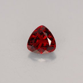 Spinelle  naturelle trillion, 0,60 ct, VVS-VS