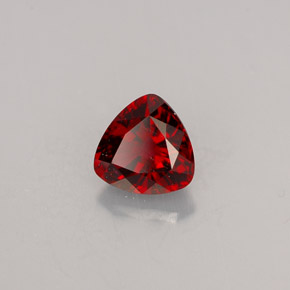 Spinelle  naturelle trillion, 0,60 ct, VVS-VS
