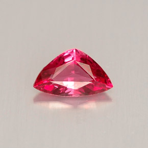 Spinelle rouge naturelle trillion, 0,44 ct, VVS-VS