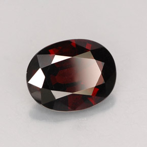 Spinelle  naturelle coupe ovale, 1,80 ct, VS