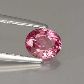 Spinelle rose naturelle coupe ovale, 0,84 ct, VVS