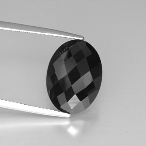 Spinelle noir naturelle coupe ovale, 8,80 ct, opaque