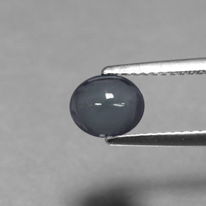 Spinelle gris naturelle coupe ovale, 1,32 ct, transparent