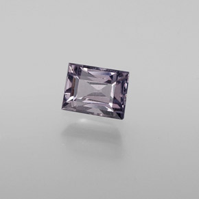 Spinelle violet naturelle baguette, 0,53 ct, VS