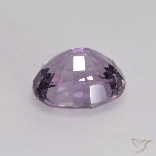 Spinelle Pourpre moyen naturelle ovale, 0.78 ct, VVS-VS