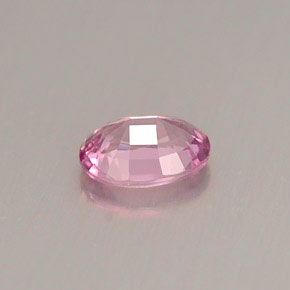 Spinelle rose naturelle coupe ovale, 0,52 ct, VVS-VS