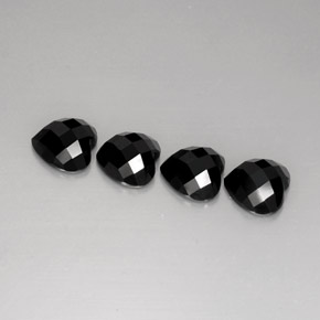 Achetez naturel ct noir spinelle gems, forme de coeur, en provenance thaïlande chez gemselect. en stock, livraison internationale!