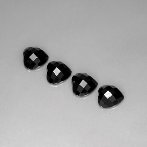 Achetez naturel ct noir spinelle gems, forme de coeur, en provenance thaïlande chez gemselect. en stock, livraison internationale!