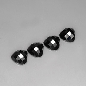 Achetez naturel ct noir spinelle gems, forme de coeur, en provenance thaïlande chez gemselect. en stock, livraison internationale!