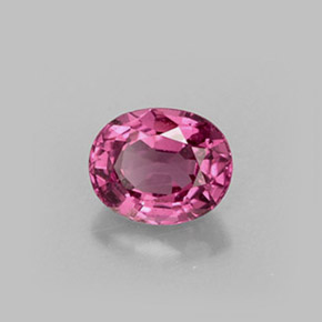 Spinelle  naturelle coupe ovale, 0,69 ct, VS