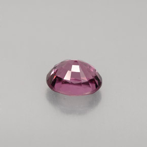 Spinelle pourpre naturelle coupe ovale, 0,82 ct, VVS-VS