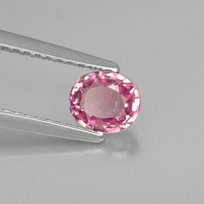 Spinelle rose naturelle coupe ovale, 0,76 ct, VVS