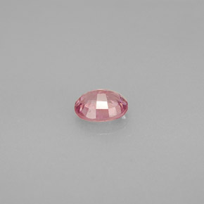 Spinelle rose naturelle coupe ovale, 0,63 ct, VS