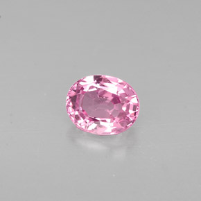 Spinelle rose naturelle coupe ovale, 0,68 ct, VVS-VS