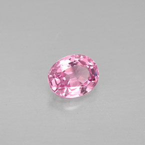 Spinelle rose naturelle coupe ovale, 0,68 ct, VVS-VS