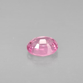 Spinelle rose naturelle coupe ovale, 0,68 ct, VVS-VS