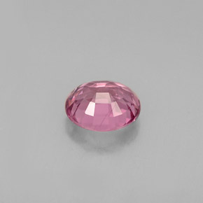 Spinelle violet naturelle coupe ovale, 0,82 ct, VS