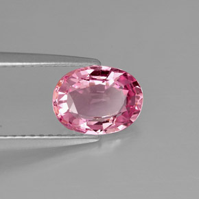 Spinelle rose naturelle coupe ovale, 1,48 ct, VS