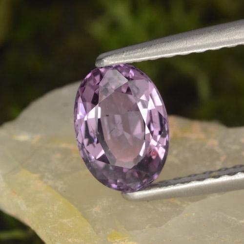 Spinelle violet naturelle coupe ovale, 1,05 ct, VS
