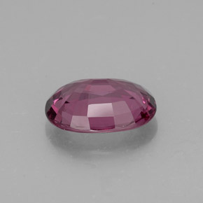 Spinelle violet naturelle coupe ovale, 1,98 ct, VS