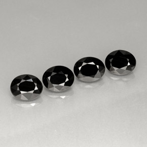 Achetez naturel ct noir spinelle gems, coupe ovale, en provenance thaïlande chez gemselect. en stock, livraison internationale!