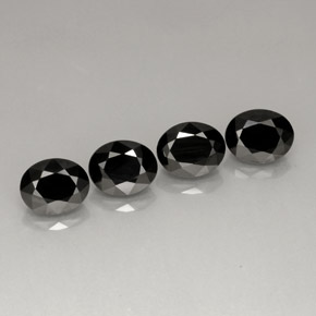 Achetez naturel ct noir spinelle gems, coupe ovale, en provenance thaïlande chez gemselect. en stock, livraison internationale!