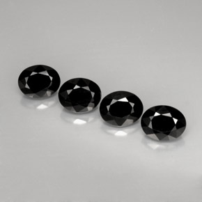 Achetez naturel ct noir spinelle gems, coupe ovale, en provenance thaïlande chez gemselect. en stock, livraison internationale!