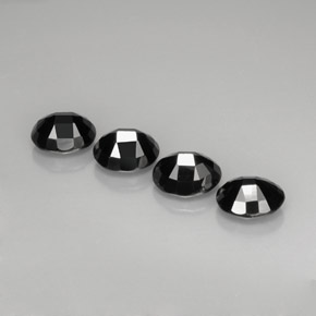 Achetez naturel ct noir spinelle gems, coupe ovale, en provenance thaïlande chez gemselect. en stock, livraison internationale!