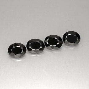 Achetez naturel ct noir spinelle gems, coupe ovale, en provenance thaïlande chez gemselect. en stock, livraison internationale!