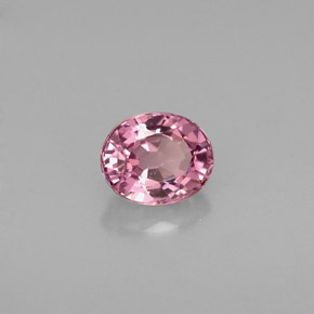 Spinelle pourpre naturelle coupe ovale, 0,74 ct, VVS