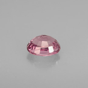 Spinelle pourpre naturelle coupe ovale, 0,74 ct, VVS